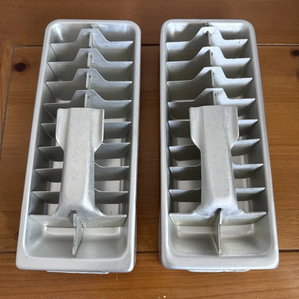 Vintage Metal Aluminum Ice Cube Tray Removable Interior and Cube Ejector Set-2